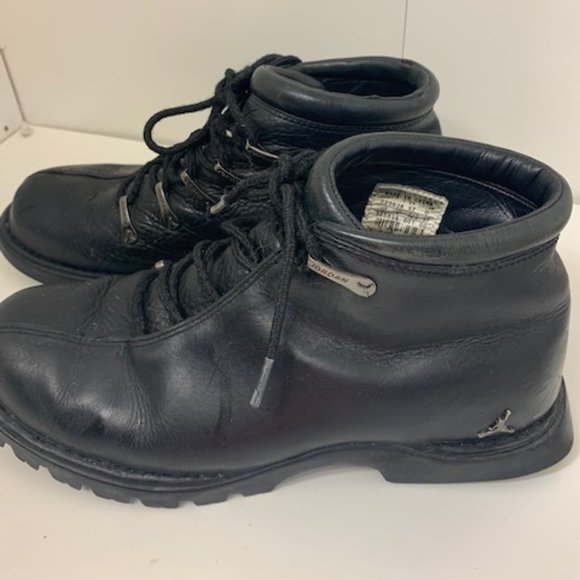 Nike Air Jordan Jumpman 2 Boots - RARE main image 7